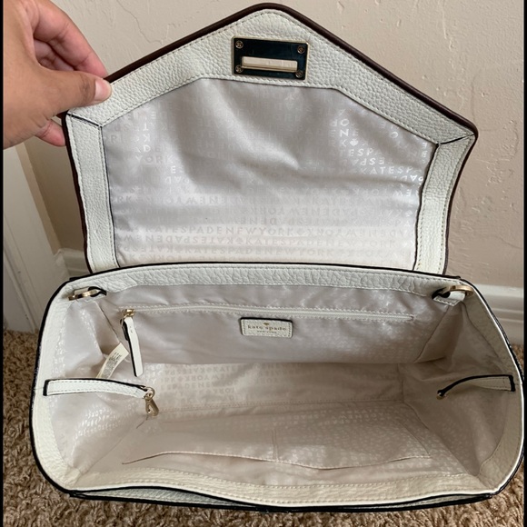 Kate Spade 🖤 - Picture 2 of 5